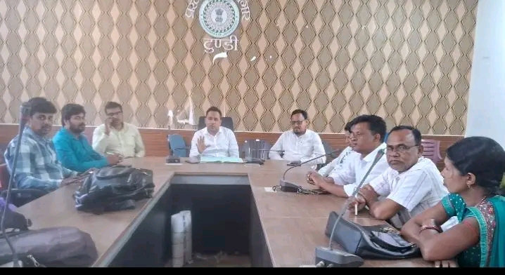 Tundi में जल जीवन मिशन पर बड़ी बैठक