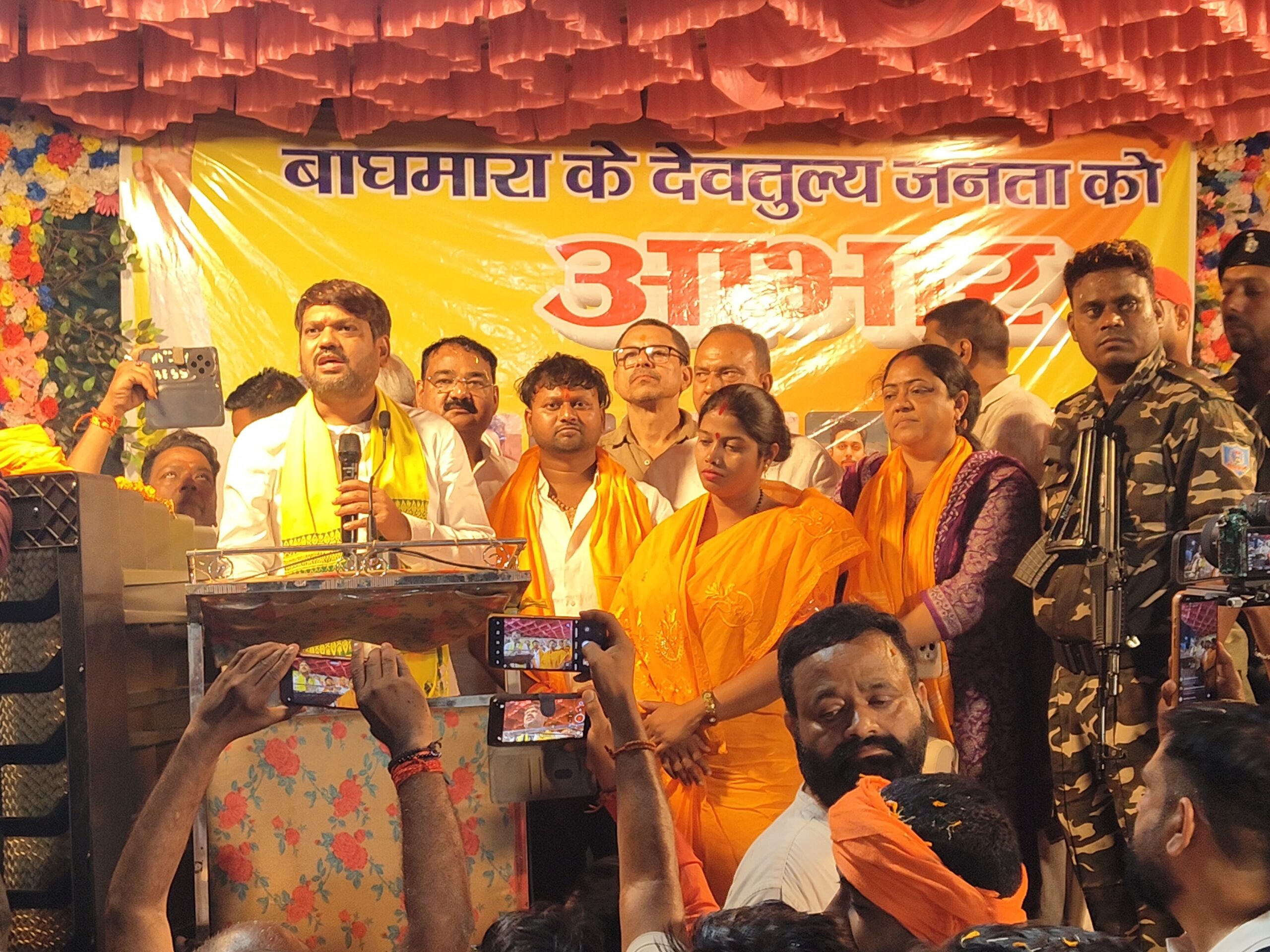 कतरास में महापौर की आभार यात्रा, भारी जनसमर्थन के बीच भव्य स्वागत