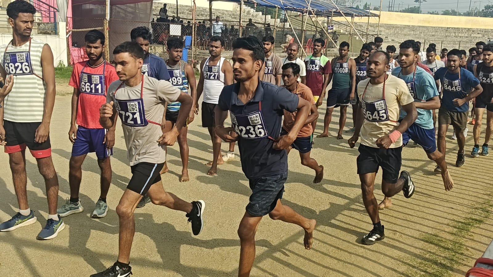 धनबाद में होमगार्ड बहाली का सातवां दिन, युवाओं का जोश हाई
