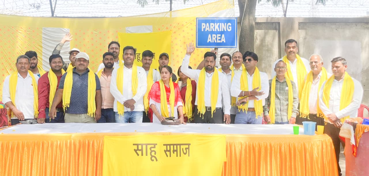 जमशेदपुर | भामाशाह जयंती पर सेवा भाव का अनोखा उदाहरण, शर्बत-जलेबी का वितरण