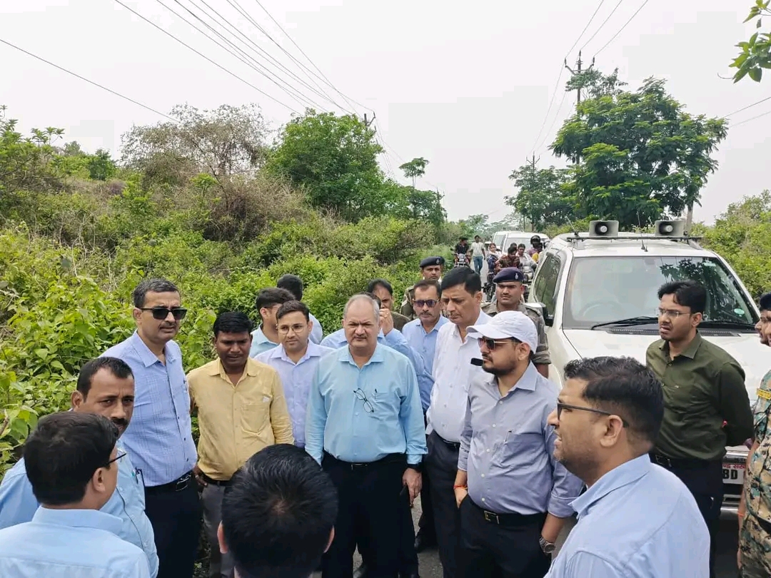 dhanbad बेलगड़िया टाउनशिप को मिलेगा विकास और रोजगार का नया मॉडल, उपायुक्त आदित्य रंजन ने किया मेगा निरीक्षण