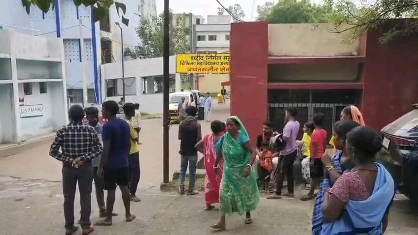 Dhanbad: तालाब से निकलते ही करंट की चपेट में आया युवक, मौत से इलाके में मातम