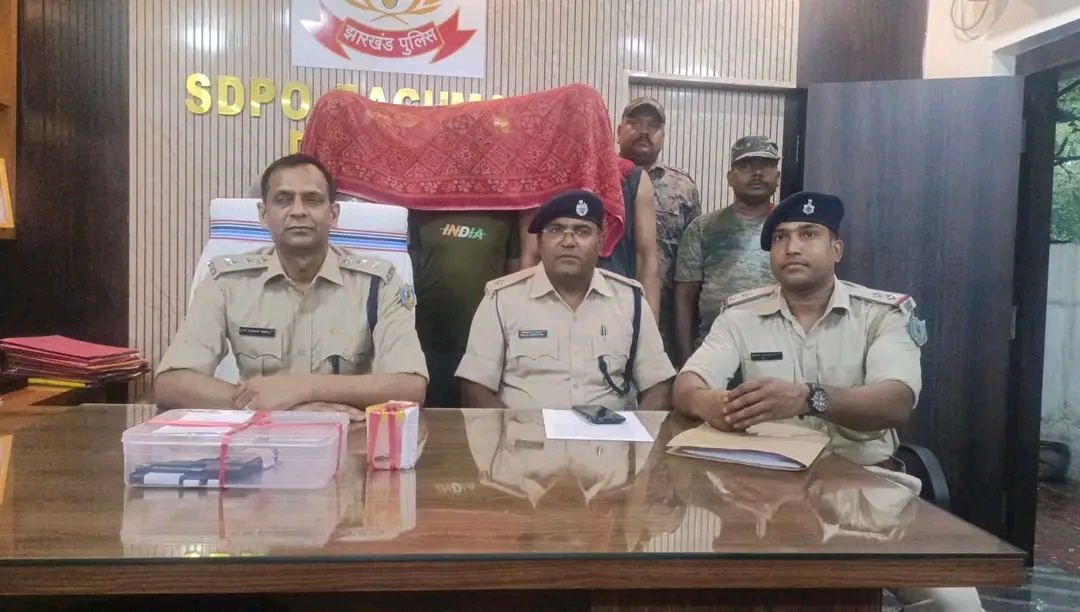 कतरास फायरिंग कांड में 3 गिरफ्तार, देशी पिस्टल और जिंदा गोली बरामद