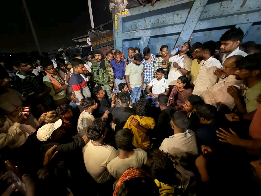 बोकारो में गर्भवती महिला की पीट-पीटकर हत्या, सड़क जाम कर परिजनों ने की कार्रवाई की मांग