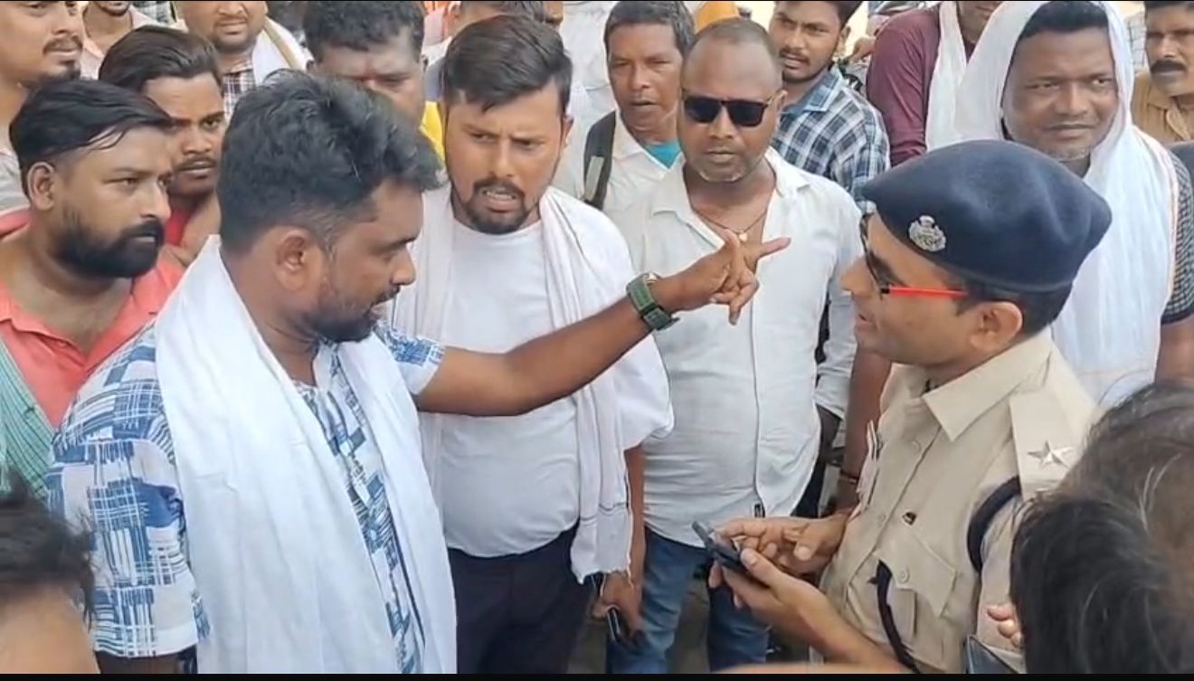 jamshedpur ट्रैफिक जांच में कथित अवैध वसूली पर बड़ी कार्रवाई, दो एएसआई निलंबित