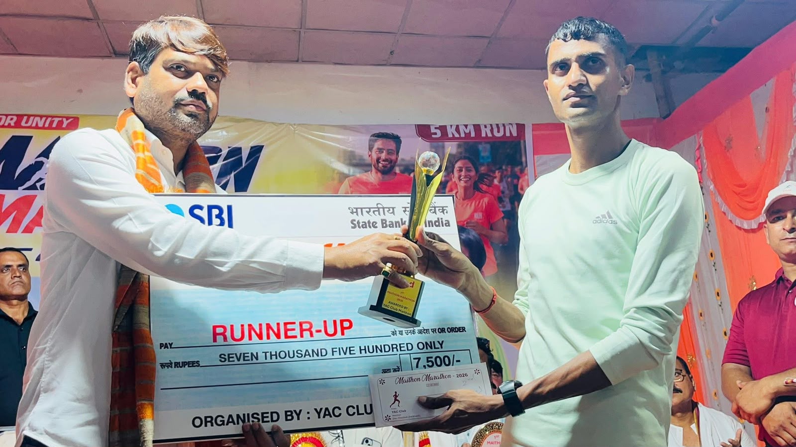 मैथन मैराथन में गूंजा एकता और फिटनेस का संदेश, मेयर संजीव सिंह ने विजेताओं को किया सम्मानित