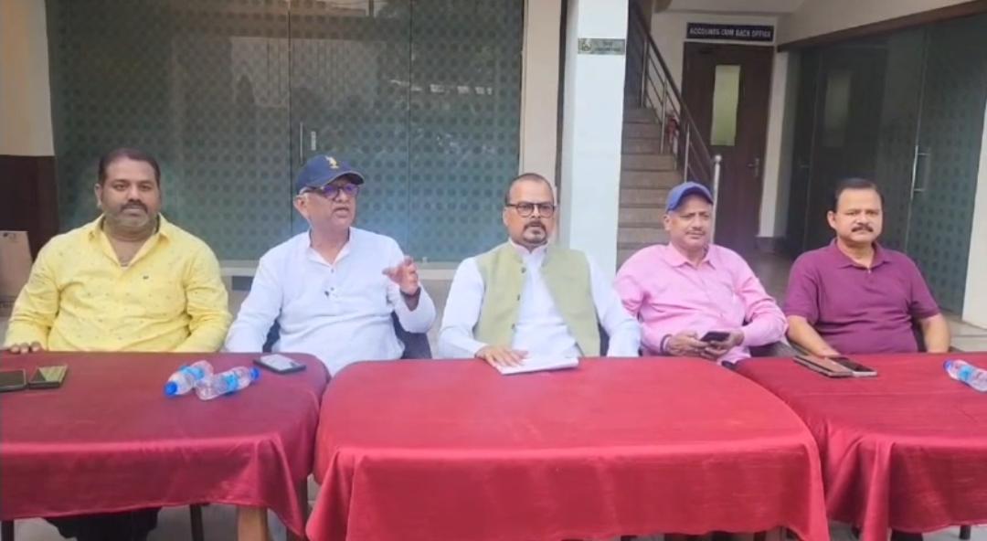 झारखंड में पेट्रोल-डीजल की कोई कमी नहीं, अफवाहों से बचें: पेट्रोलियम डीलर एसोसिएशन