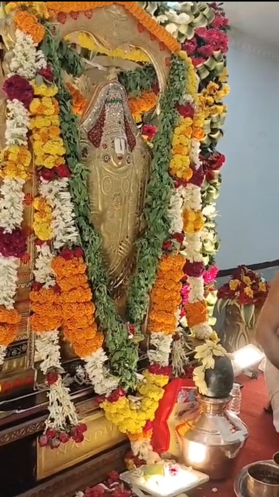 jamshedpur राम मंदिर में तिरुपति बालाजी का अन्न प्रसादम आयोजित, 2000 से अधिक श्रद्धालुओं ने ग्रहण किया प्रसाद