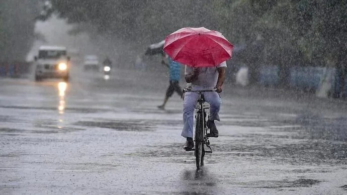 रांची समेत कई जिलों में तेज हवा और बारिश की चेतावनी, वज्रपात को लेकर ऑरेंज अलर्ट जारी