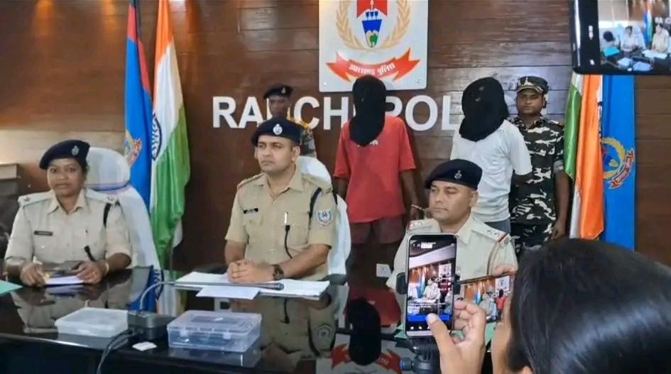 होमगार्ड जवान से स्कूटी लूटकांड का खुलासा, दो आरोपी गिरफ्तार