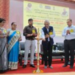 पुस्तकालय से समाज तक : एक पहल” कार्यक्रम का शुभारंभ, उपायुक्त ने छात्रों को किताबों से जुड़ने का दिया संदेश