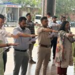 धनबाद :एसएसपी प्रभात कुमार ने दिलाई नशामुक्ति की शपथ, जागरूकता रथ को दिखाई हरी झंडी