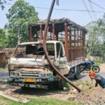 भूली में अनियंत्रित ट्रक बिजली पोल से टकराया, पूरे इलाके की बिजली आपूर्ति बाधित