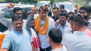माटीगढ़ा रुद्र महायज्ञ में शामिल हुए मेयर संजीव सिंह, बोले- पूर्वजों की परंपराओं को पुनर्स्थापित कर रही युवा पीढ़ी