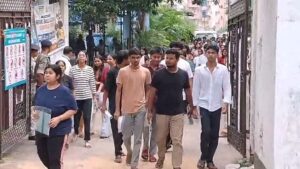 धनबाद में शांतिपूर्ण संपन्न हुई NEET-UG 2026 परीक्षा, फिजिक्स के सवालों ने बढ़ाई छात्रों की मुश्किलें