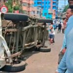 आसनसोल में दर्दनाक सड़क हादसा: पिकअप वैन की टक्कर से दो डिलीवरी बॉय की मौत की आशंका, GT रोड पर बवाल