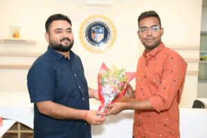धनबाद के शुभम कुमार ने BPSC में हासिल की 95वीं रैंक, GGCET सेंट जेवियर्स का बढ़ाया मान