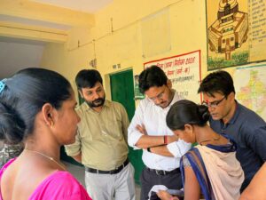 धनबाद में मतदाता सूची अपडेट अभियान तेज, एसडीएम ने लिया कार्यों का जायजा