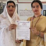धनबाद में बढ़ती फर्जी किन्नरों की संख्या पर उपायुक्त से मिलीं सुनैना किन्नर और श्वेता किन्नर