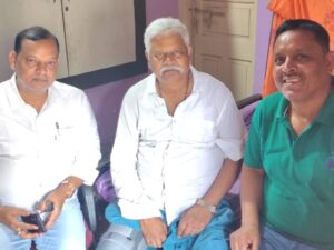 राज्यसभा सांसद खीरू महतो का हाल जानने पहुंचे जदयू और भाजपा नेता, शीघ्र स्वस्थ होने की कामना की