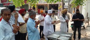 DhanbadNews जोड़ाफाटक गुरुद्वारा में गुरु अर्जन देव के 420वें शहादत दिवस पर छबील सेवा आयोजित