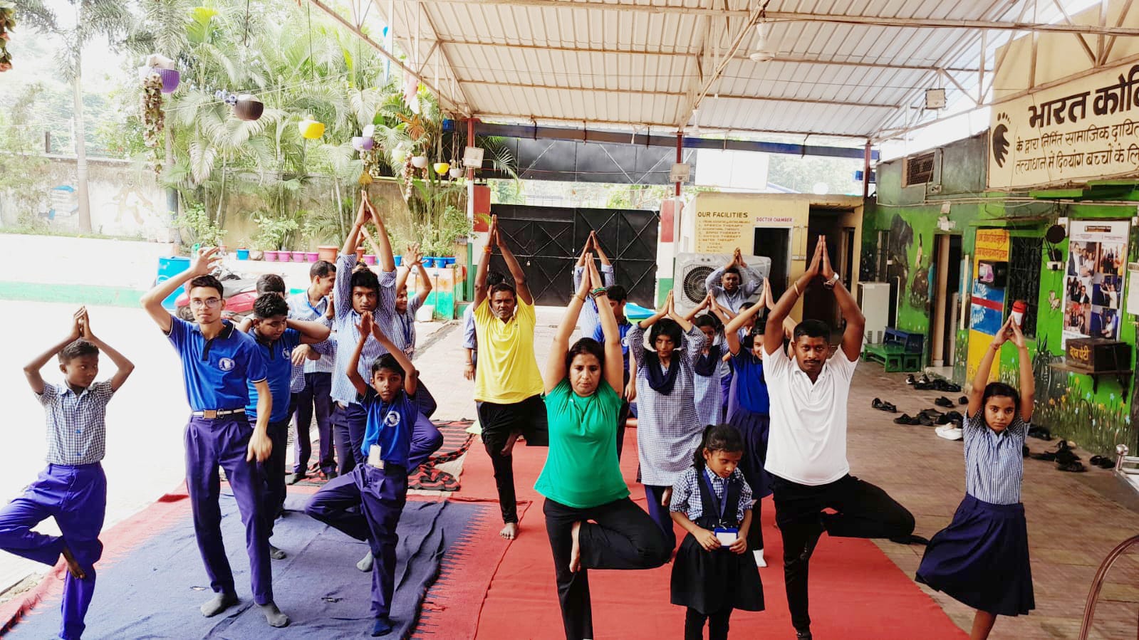 अंतर्राष्ट्रीय योग दिवस से पहले पहला कदम स्कूल में त्रिदिवसीय योग प्रशिक्षण कार्यक्रम का शुभारंभ