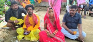 Dhanbad news विधवा बहू को बेटी बनाकर कराया पुनर्विवाह, मनोज हाड़ी ने कन्यादान कर पेश की मिसाल