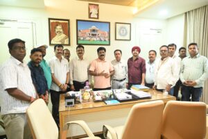 पत्रकारों की सुरक्षा और कल्याण को लेकर मंत्री योगेंद्र प्रसाद से मिला प्रतिनिधिमंडल