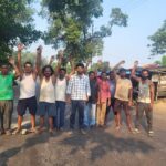 DhanbadNews:शक्ति चौक पर ब्रेकर पर रेडियम और स्ट्रीट लाइट की मांग, लगातार हादसों से लोगों में नाराजगी