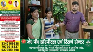 धनबाद डीसी ने बदली मासूम की जिंदगी, मिनटों में मिली कान की मशीन