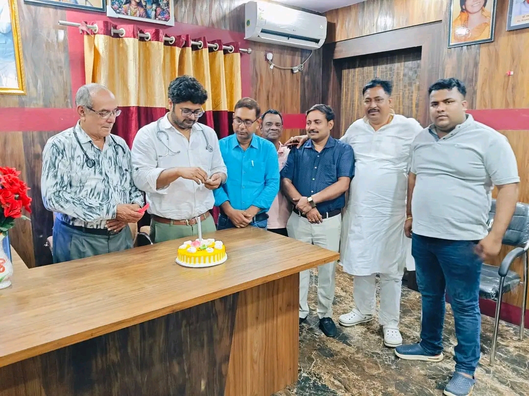 Dhanbadnews:जेपी अस्पताल में राष्ट्रीय डॉक्टर्स डे पर चिकित्सकों का सम्मान, सेवा और समर्पण को किया गया नमन