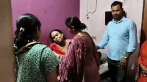 dhanbad झाड़-फूंक के नाम पर बुजुर्ग महिला से लाखों के गहनों की ठगी, CCTV के सहारे आरोपियों की तलाश में जुटी पुलिस