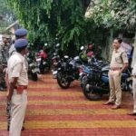 धनबाद कोर्ट की सुरक्षा व्यवस्था हाई अलर्ट पर, डीएसपी ने किया औचक निरीक्षण