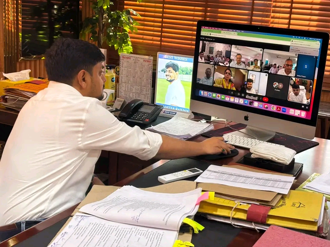धनबाद में SIR-2026 अभियान की समीक्षा, फॉर्म वितरण और डिजिटाइजेशन जल्द पूरा करने का आदेश
