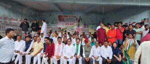 धनबाद: पेपर लीक और छात्र आंदोलनों के समर्थन में कांग्रेस का धरना, परीक्षा सुधार और पारदर्शिता की मांग