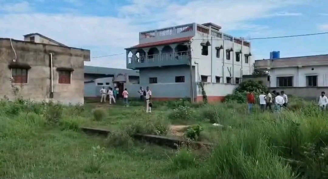 durgapur दुर्गापुर में NIA की बड़ी कार्रवाई, न्यू स्टील पार्क में संदिग्ध के घर छापेमारी; मकान सील कर शुरू की जांच