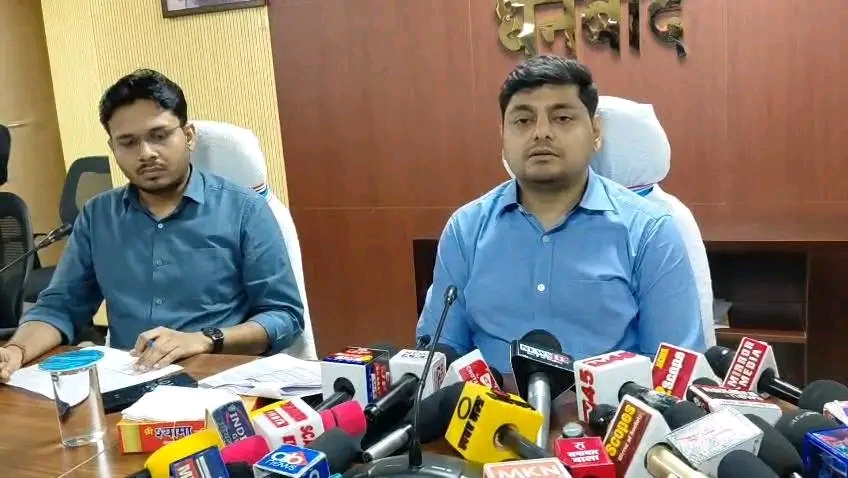 धनबाद में विशेष मतदाता सूची पुनरीक्षण का पहला चरण पूरा, 5 अगस्त को जारी होगी ड्राफ्ट वोटर लिस्ट