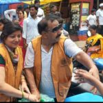 dhanbad रथ यात्रा में श्रद्धालुओं की सेवा में आगे आया लायंस क्लब, शरबत और शीतल पेयजल का किया वितरण