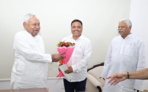 जदयू के राष्ट्रीय अध्यक्ष नीतीश कुमार का जल्द होगा धनबाद दौरा, संगठन विस्तार को लेकर हुई अहम चर्चा