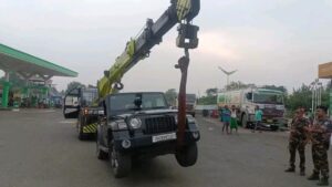 जीटी रोड पर स्टंट कर रील बनाना पड़ा महंगा, 7 युवक हिरासत में, 3 कार जब्त
