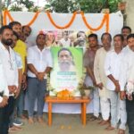 चंदनकियारी में दिशोम गुरु शिबू सोरेन को श्रद्धांजलि, पहली पुण्यतिथि पर कार्यकर्ताओं ने संघर्षों को किया याद