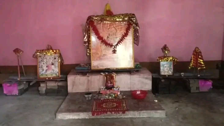 Dhanbad:सावन में चासनाला के तीन मंदिरों में चोरी, मुकुट और भगवान शिव का नाग समेत पूजा सामग्री गायब