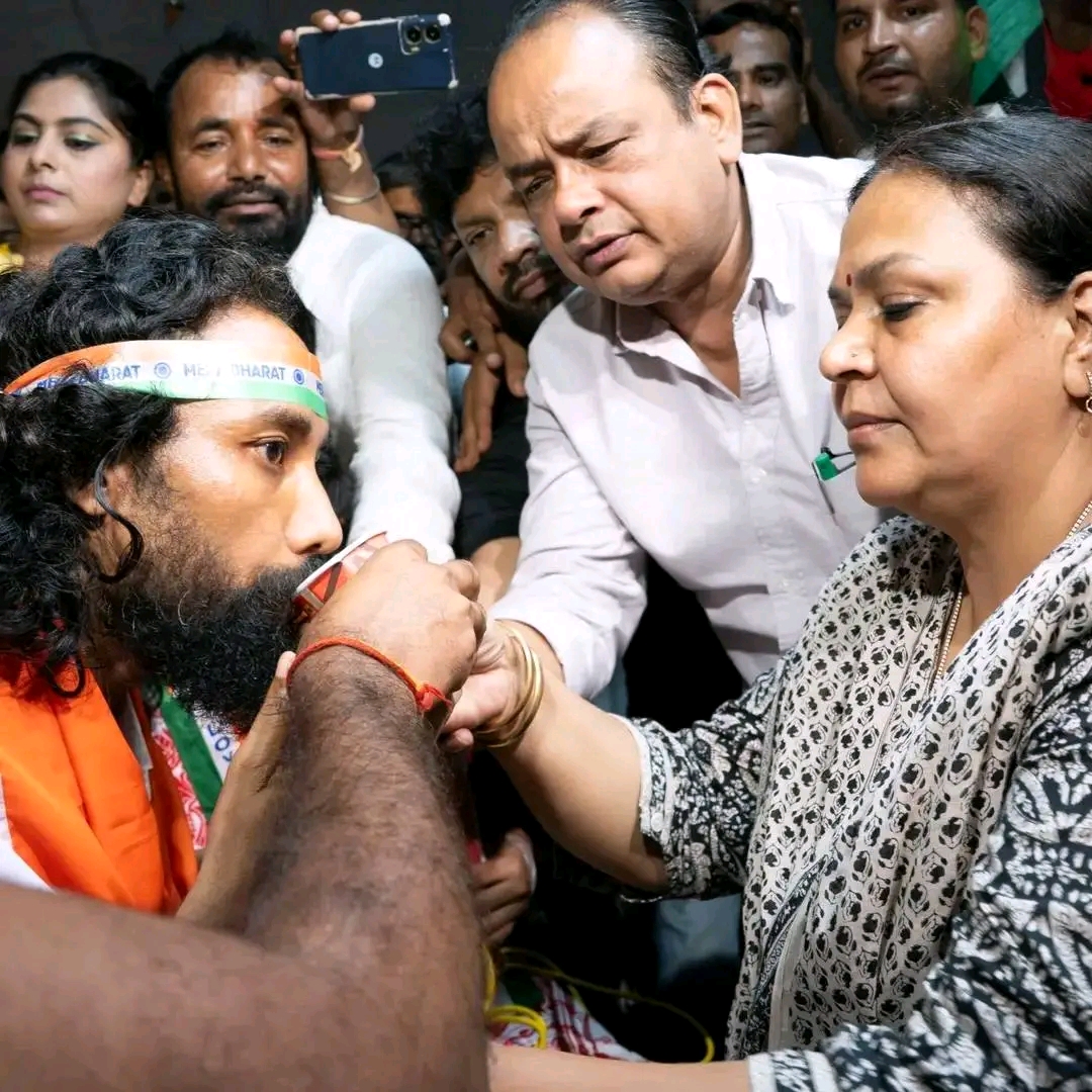 रांची सदर अस्पताल में देवेंद्र नाथ महतो समेत आंदोलनकारियों का अनशन खत्म, सरकार के फैसले को बताया बड़ी जीत