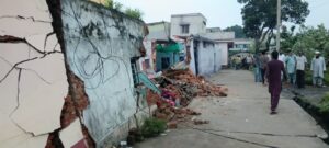 कतरास में भू-धंसान के बाद रेस्क्यू ऑपरेशन रुका, ग्रामीणों ने पुनर्वास और सुरक्षा की उठाई मांग