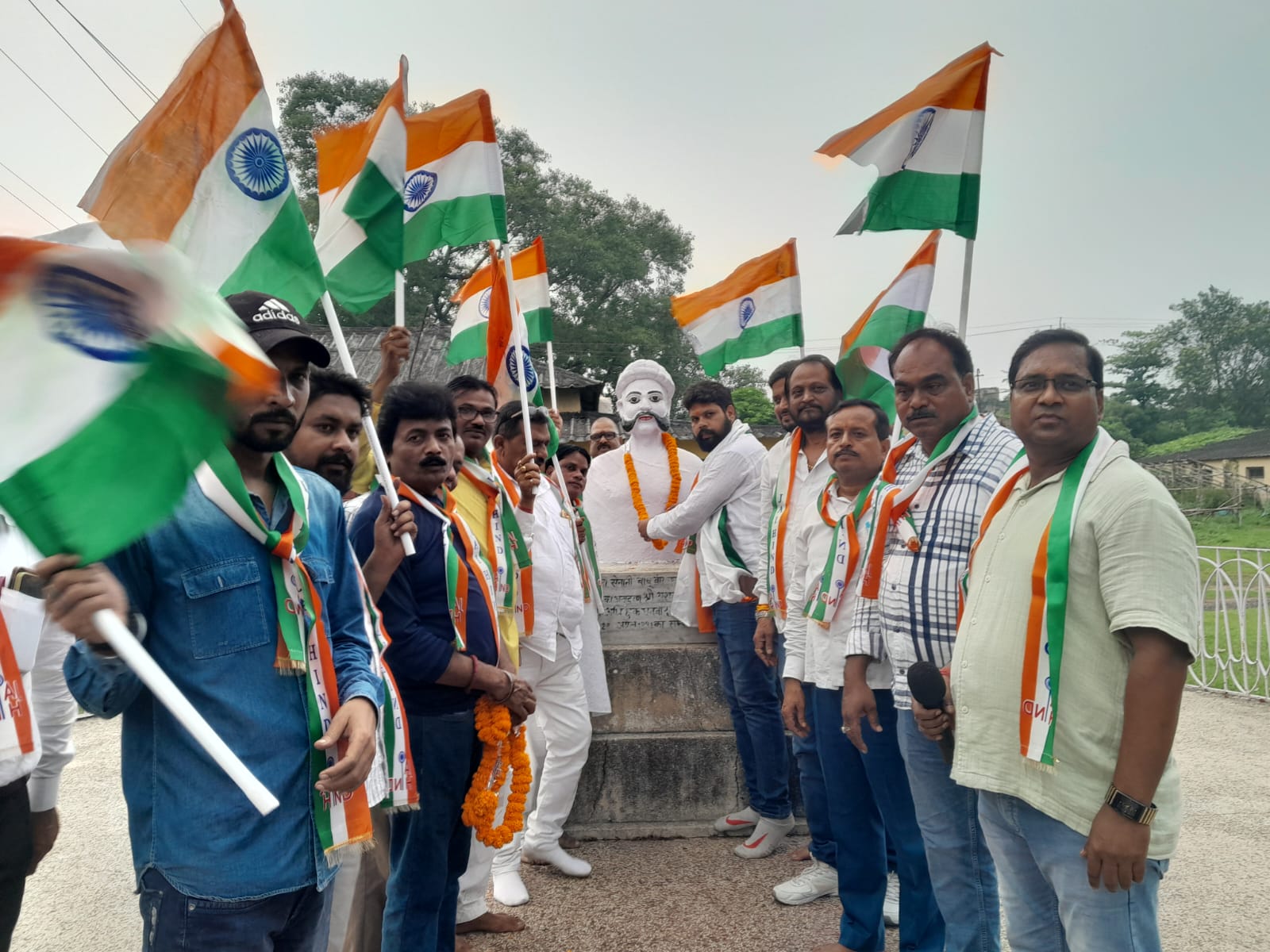 तिरंगा सम्मान यात्रा में गूंजा ‘भारत माता की जय’ का जयघोष