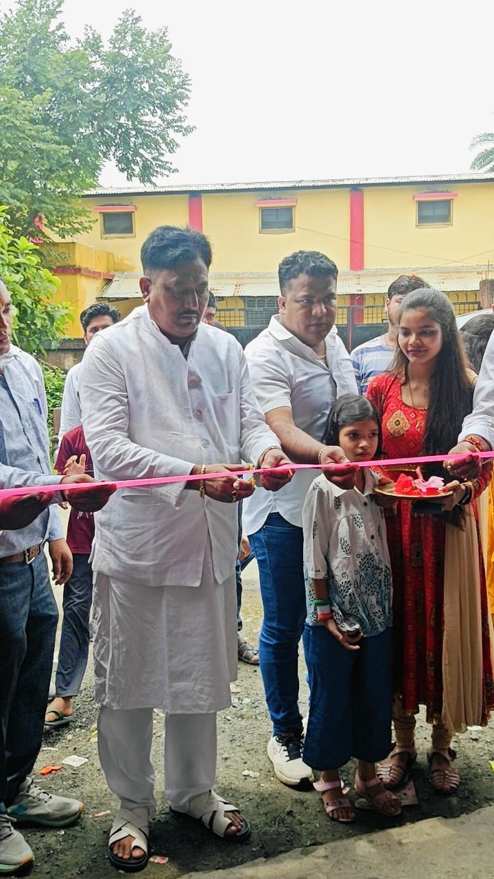 बलियापुर में राज जनरल स्टोर का भव्य उद्घाटन, प्रदीप मंडल और नित्यानंद मंडल ने किया शुभारंभ