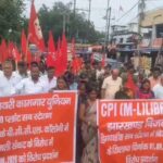 jharia डिगवाडीह में बिजली कटौती और मुआवजे की मांग को लेकर अनिश्चितकालीन धरना शुरू