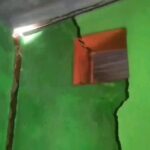 चासनाला के न्यू मोती नगर में दहशत, घरों में बढ़ रहीं दरारें और जमीन से गैस रिसाव