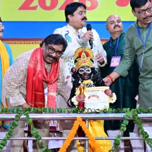 मोरहाबादी मैदान में गूंजी श्रीकृष्ण की जयकार, CM हेमंत सोरेन ने किया दही हांडी प्रतियोगिता का शुभारंभ