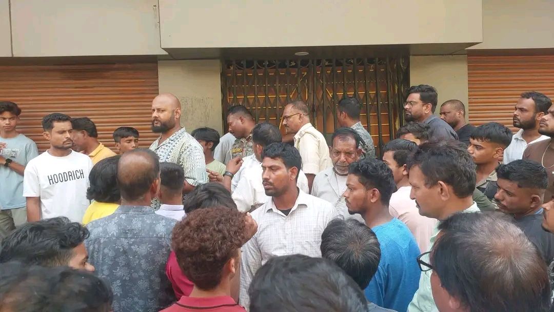 आजाद नगर अग्निकांड में बड़ी कार्रवाई, आरोपी की मां ने किया सरेंडर